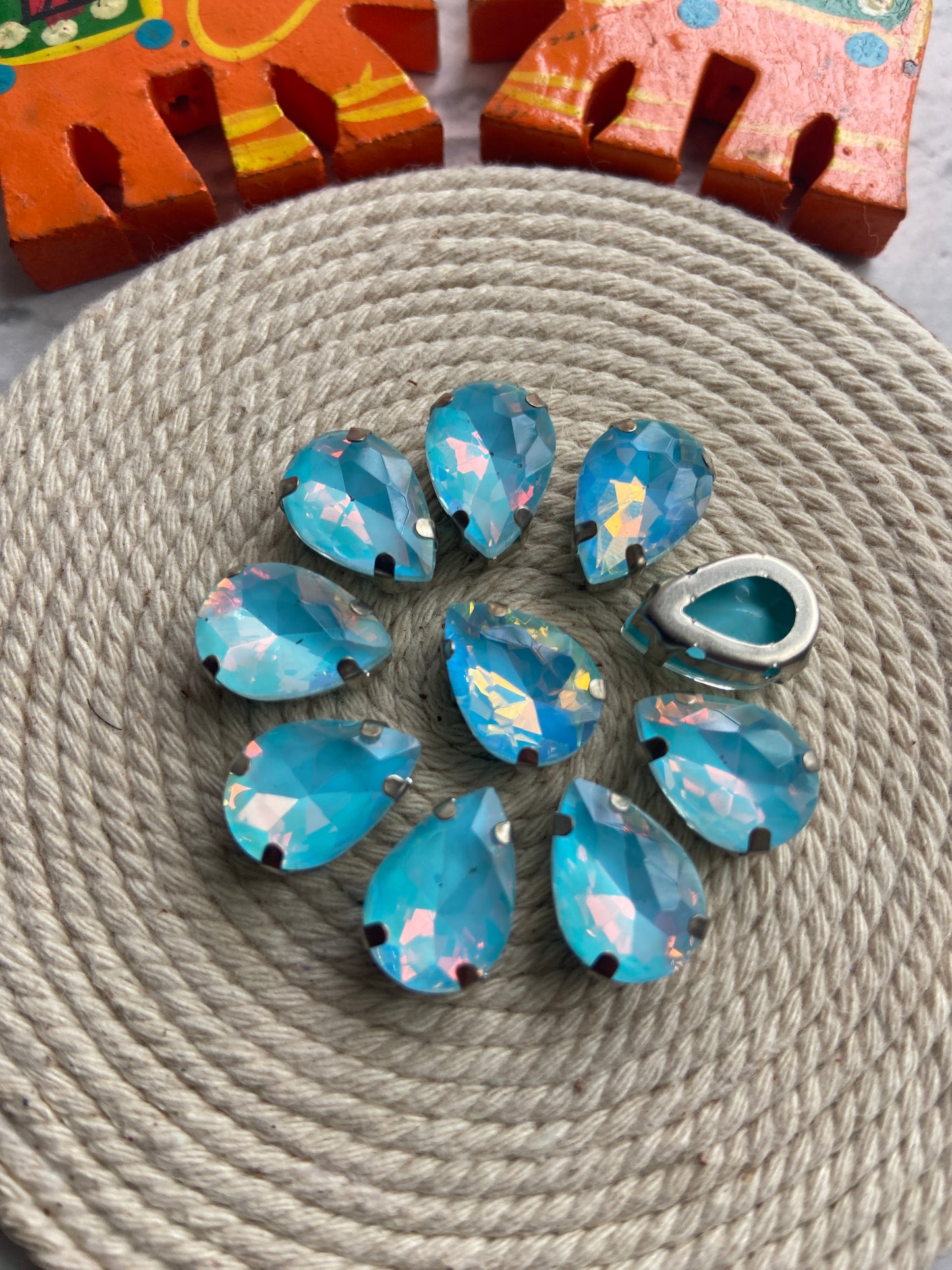 Mocha 10x14MM Drop