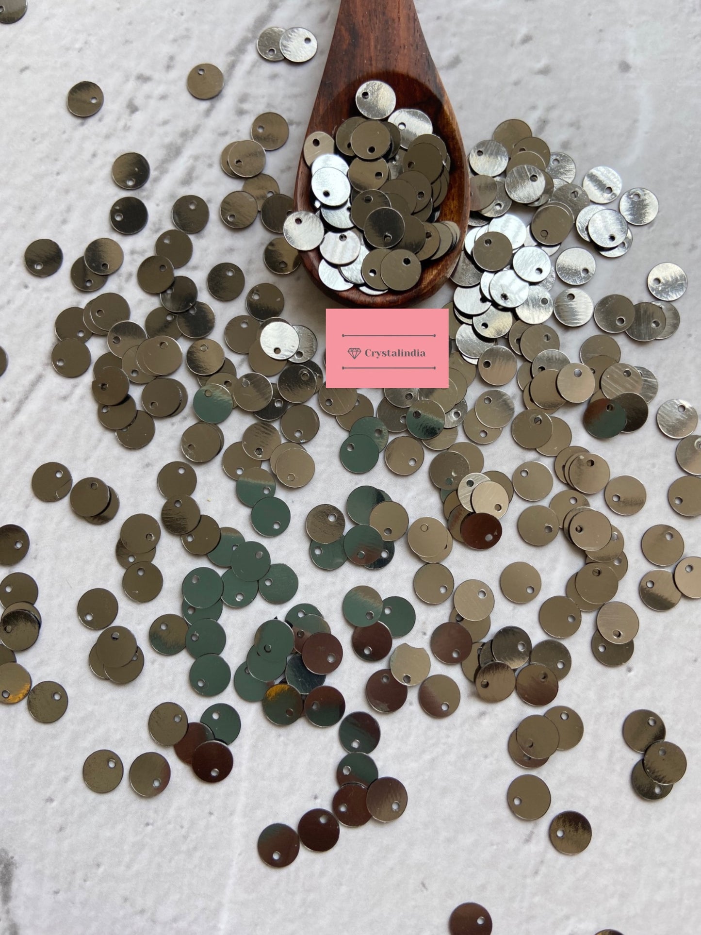 Top Hole Sequins - Antique Gold