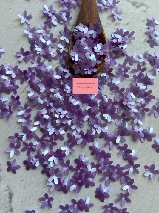 Periwinkle Flower Sequins - Lavender