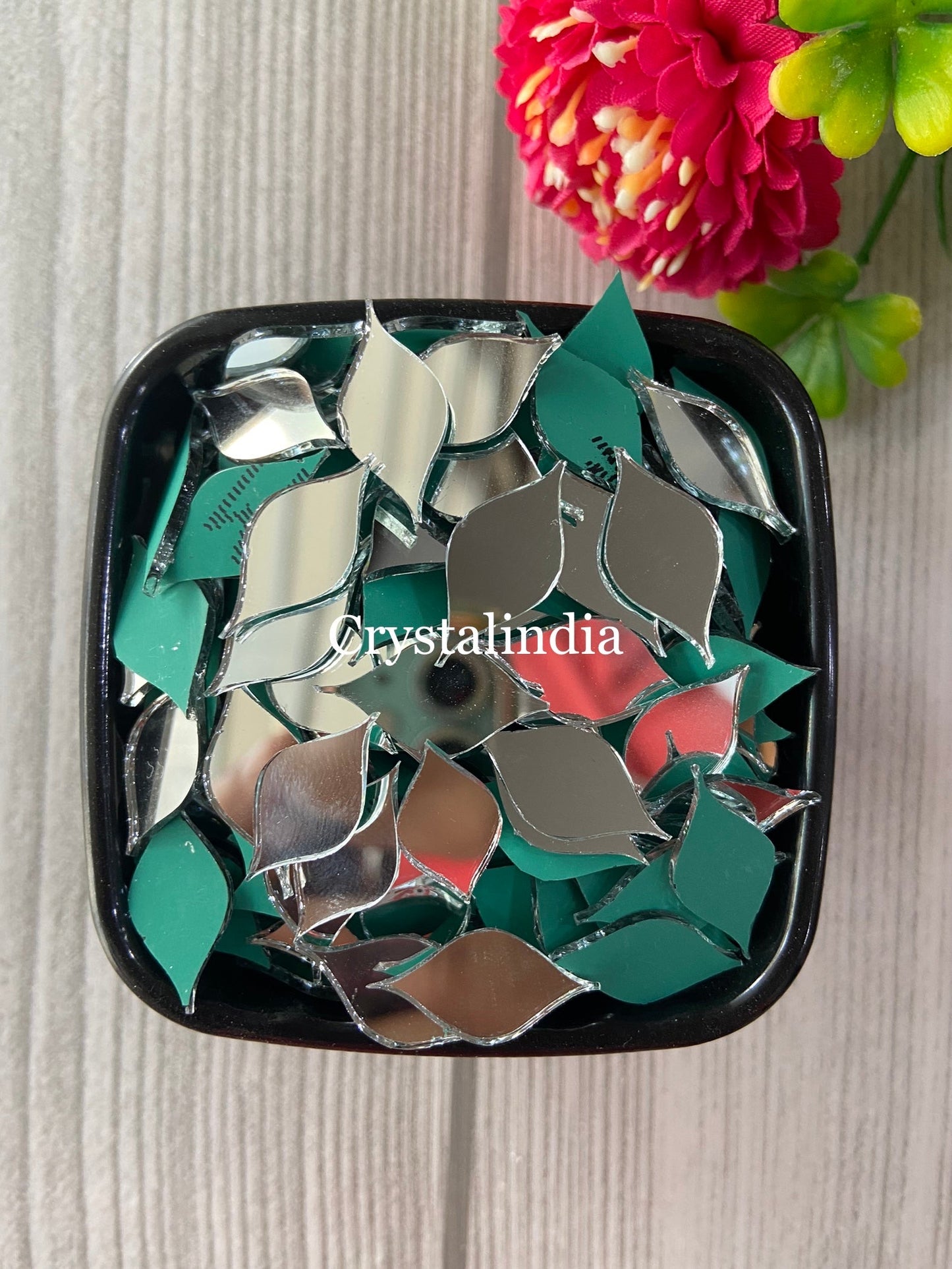 Premium Mirrors - Leaf