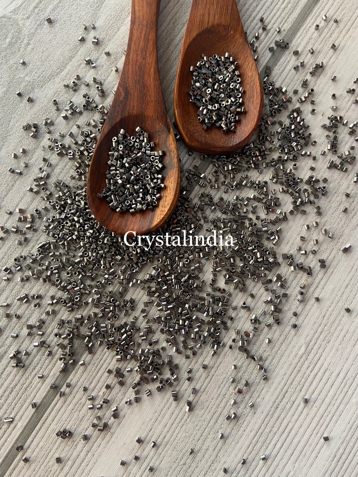 Bugle Beads Micro - Metallic Grey