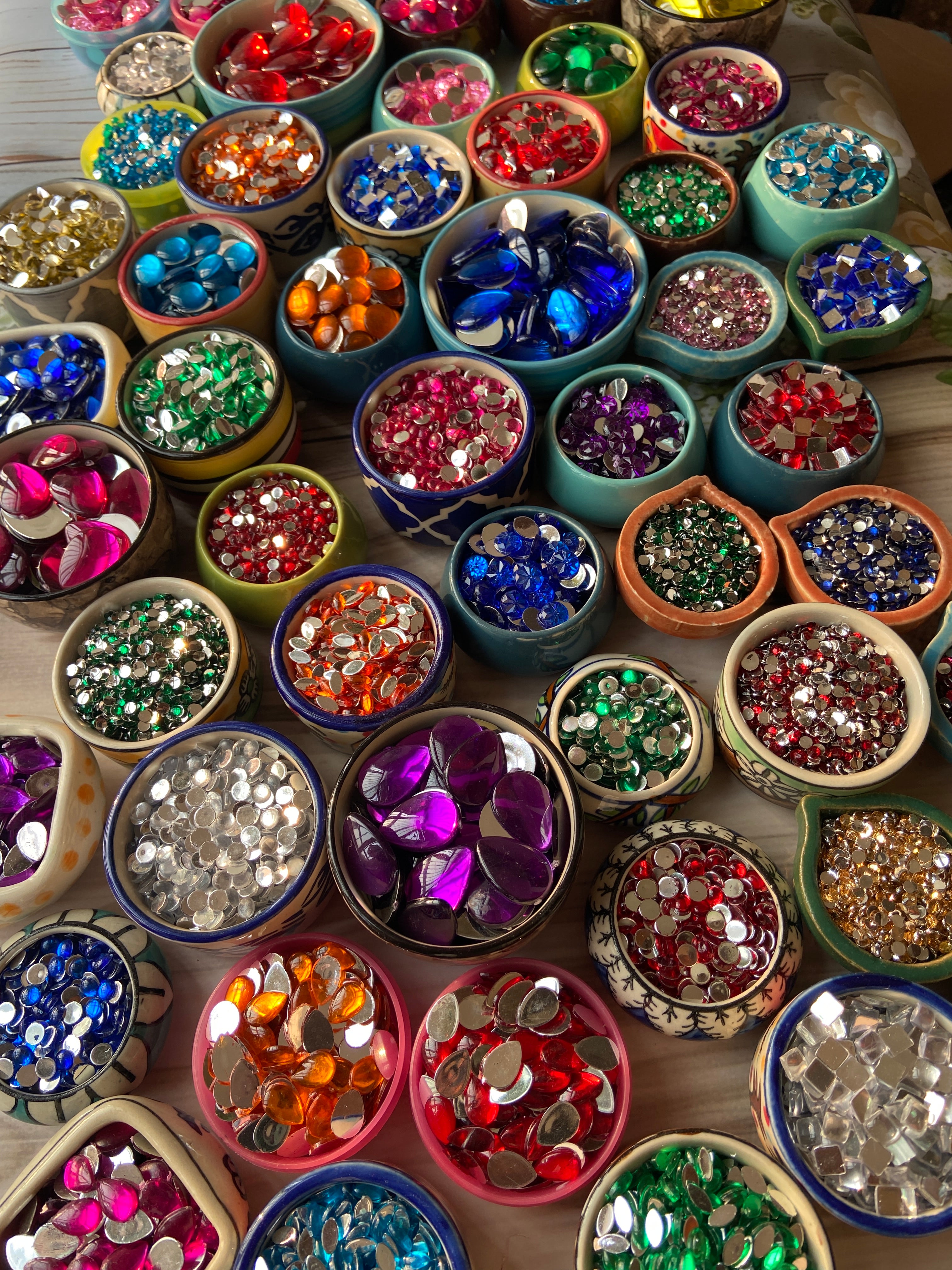 Stickon Stones – CrystalIndia