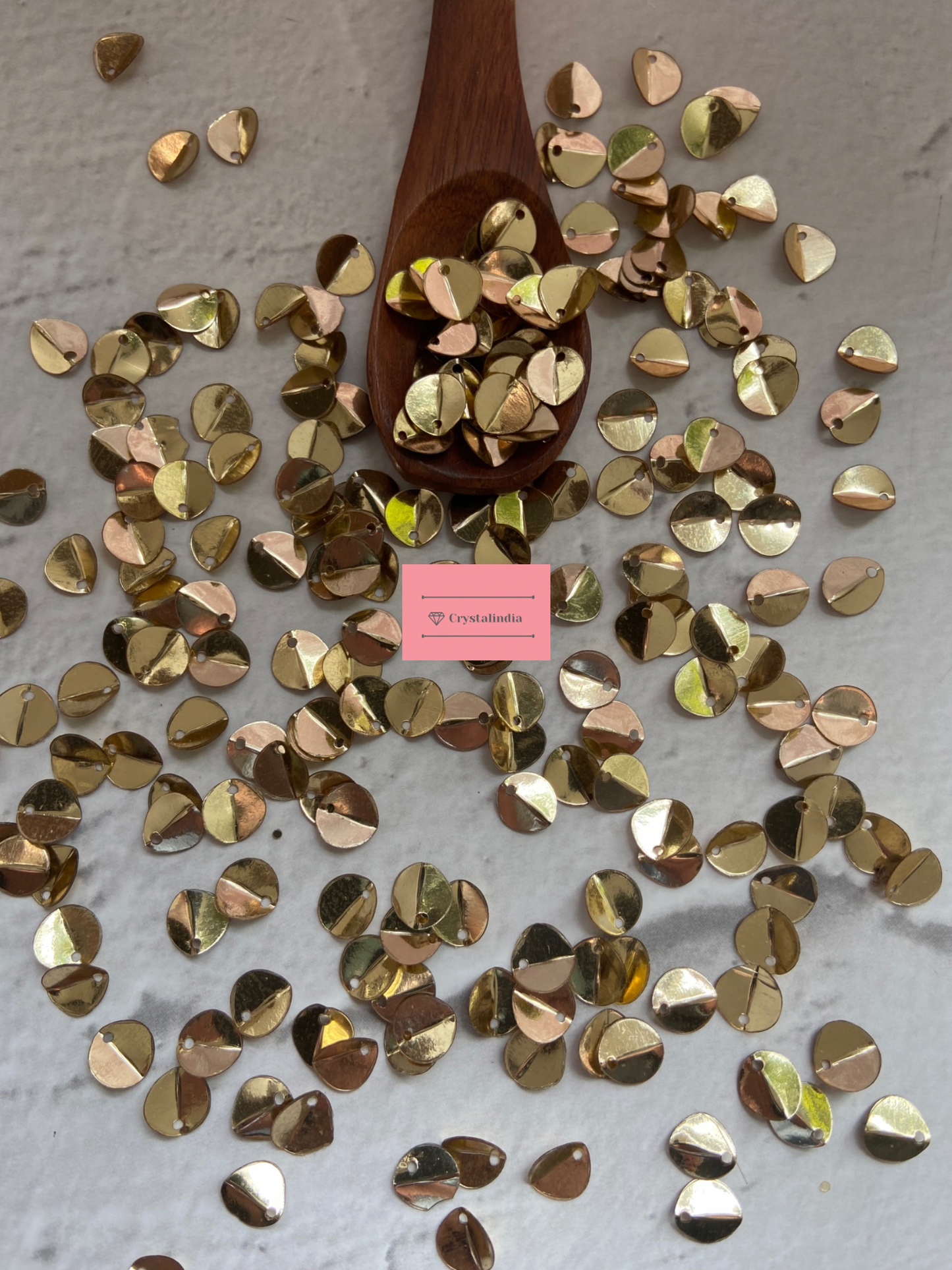 Gold Sequins - Folded round