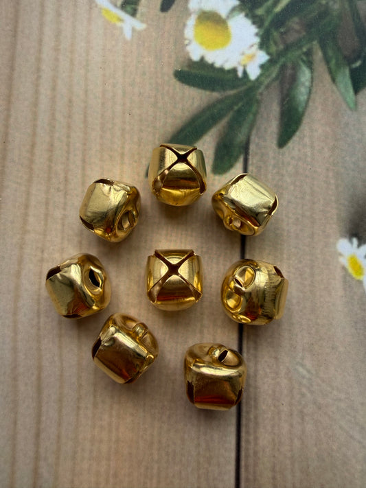Gold Ghungroo 16MM