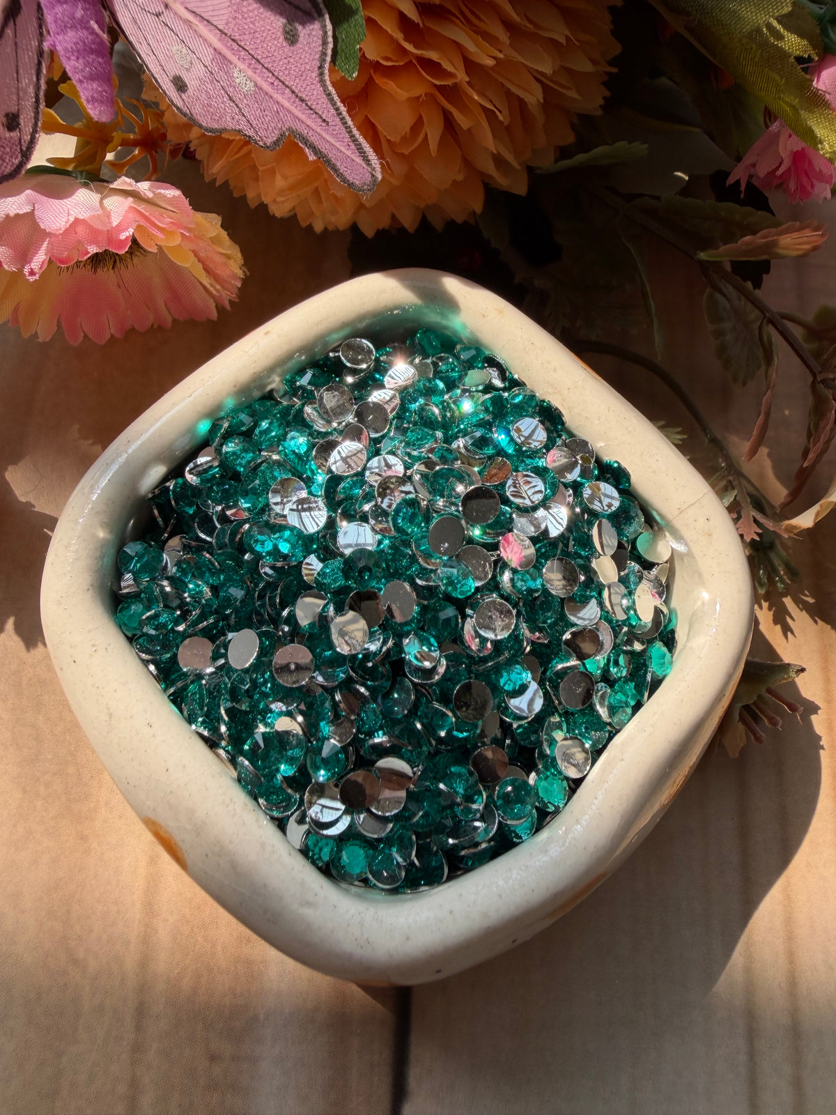 Stickon Round Rhinestone 4MM