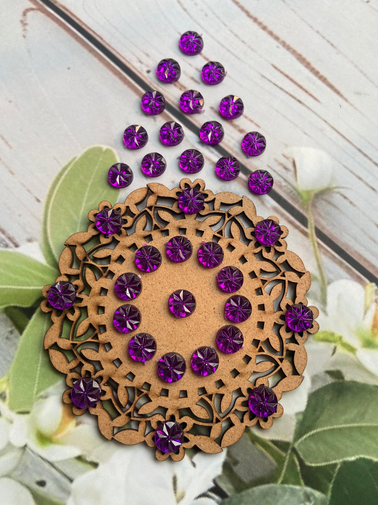 Stickon Engraved Round 10MM