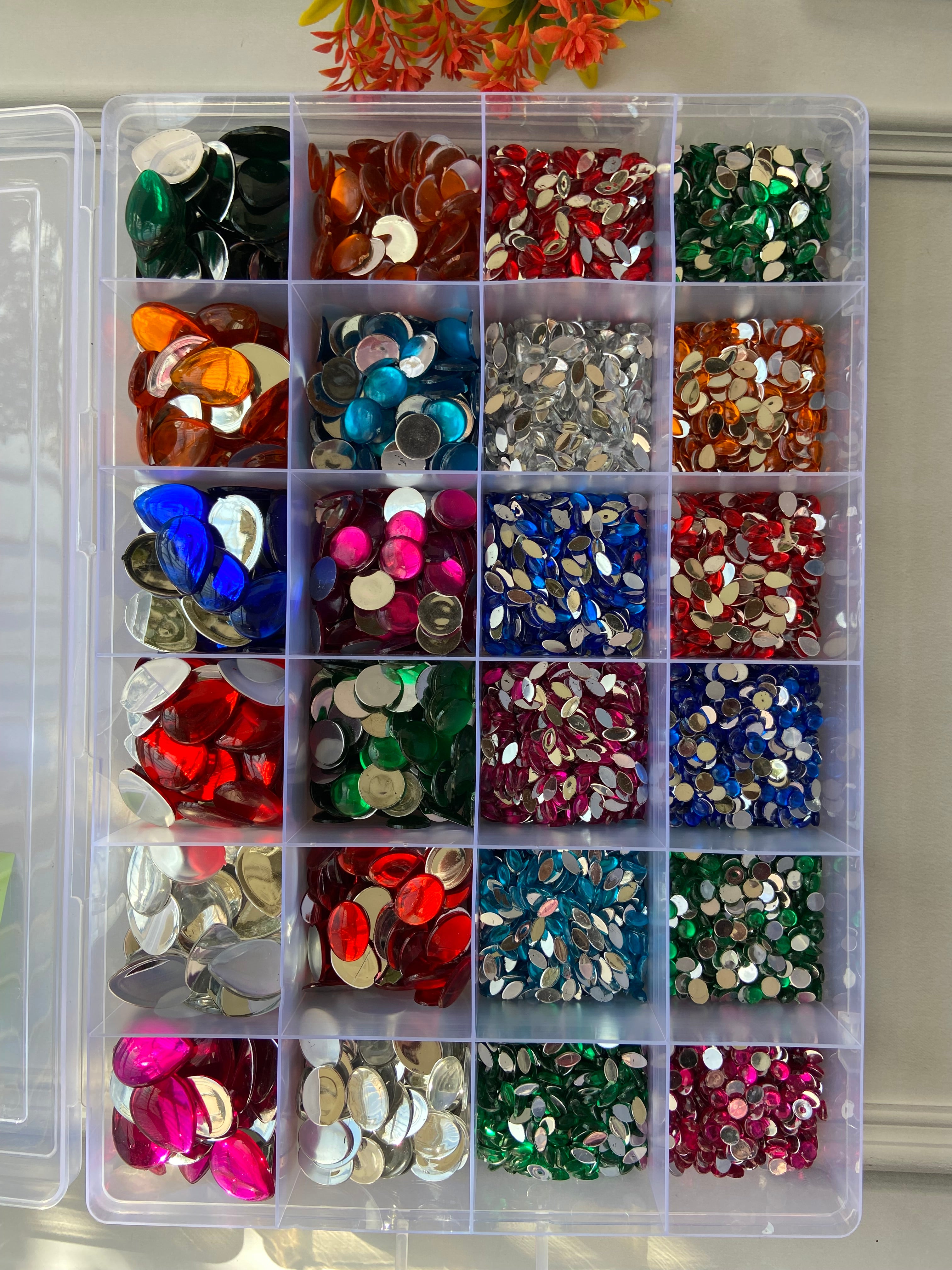 Solid Stickon Kit 92 - 24 Stickon Stones – CrystalIndia