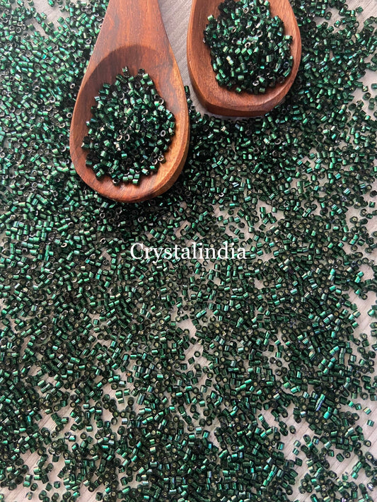 Bugle Beads Micro - Silver Line Dark Green